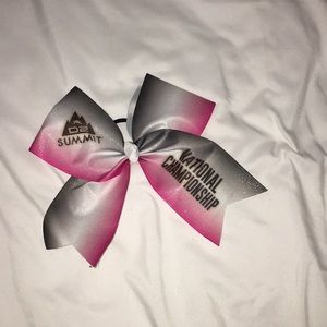 D2 summit cheer bow